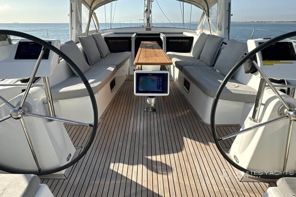 Beneteau Oceanis 58