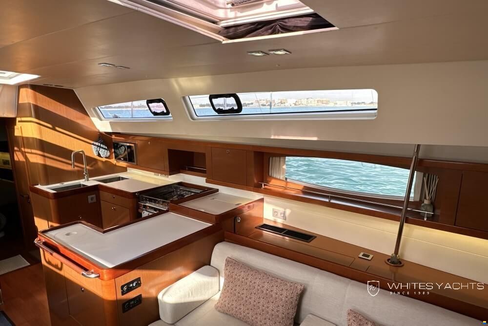 Beneteau Oceanis 58
