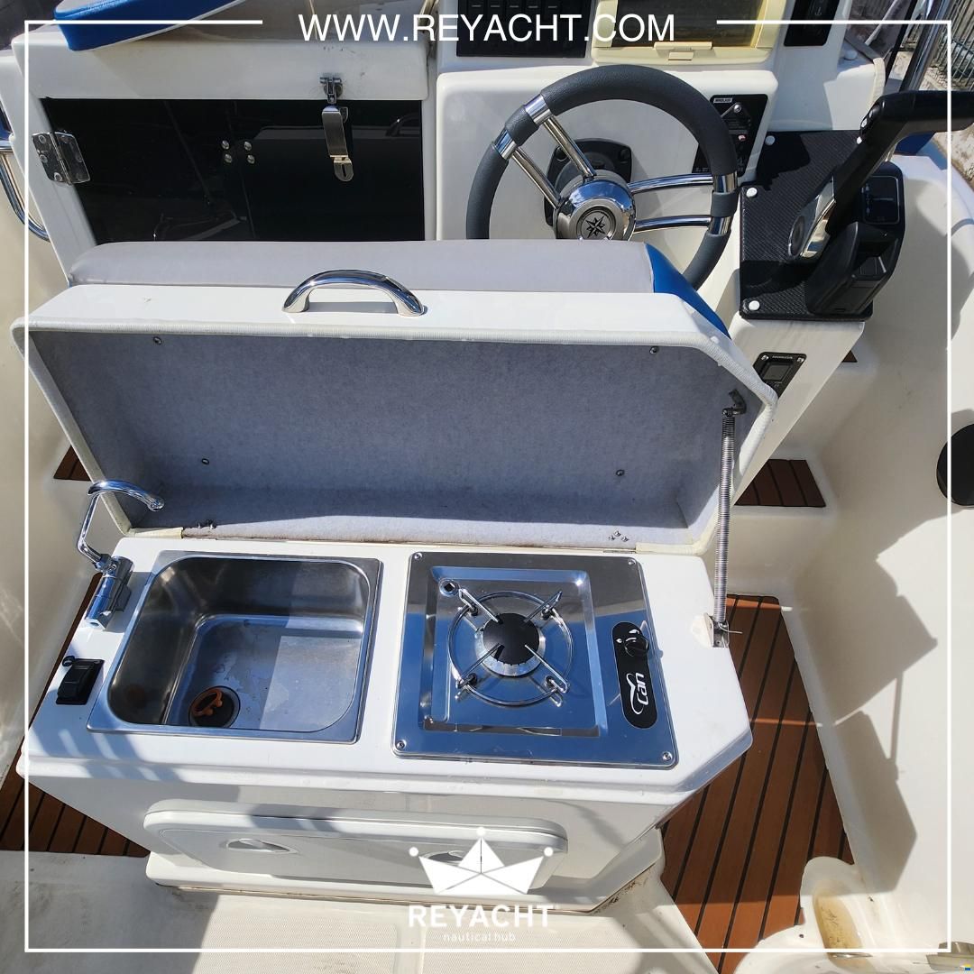 Cantieri Nautici Ferrario Navajo 23