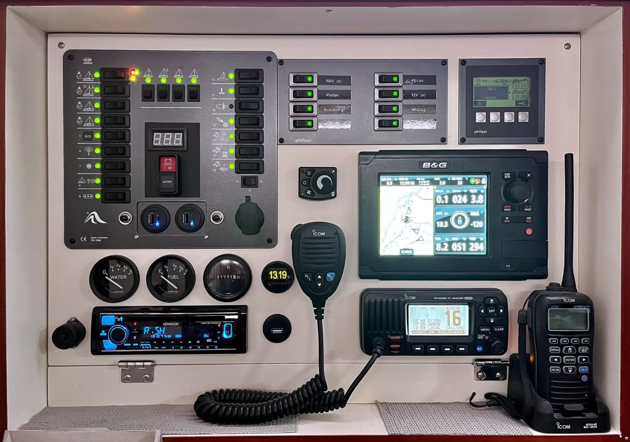 Hanse 370