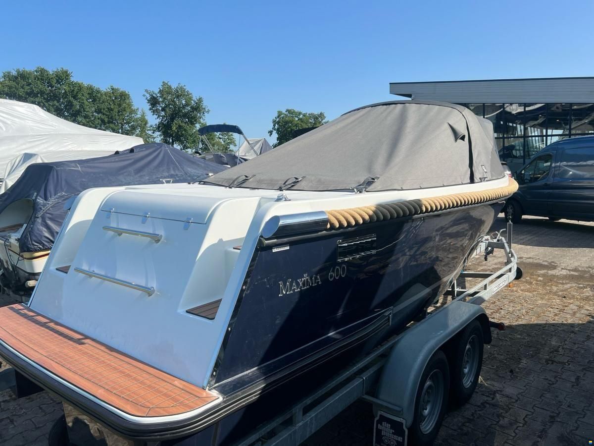 Maxima 600 Tender