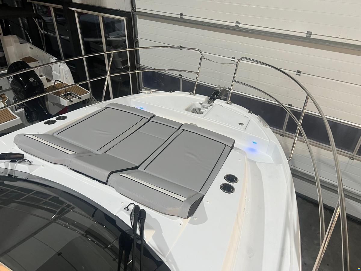 Jeanneau Merry Fisher 895 serie 2