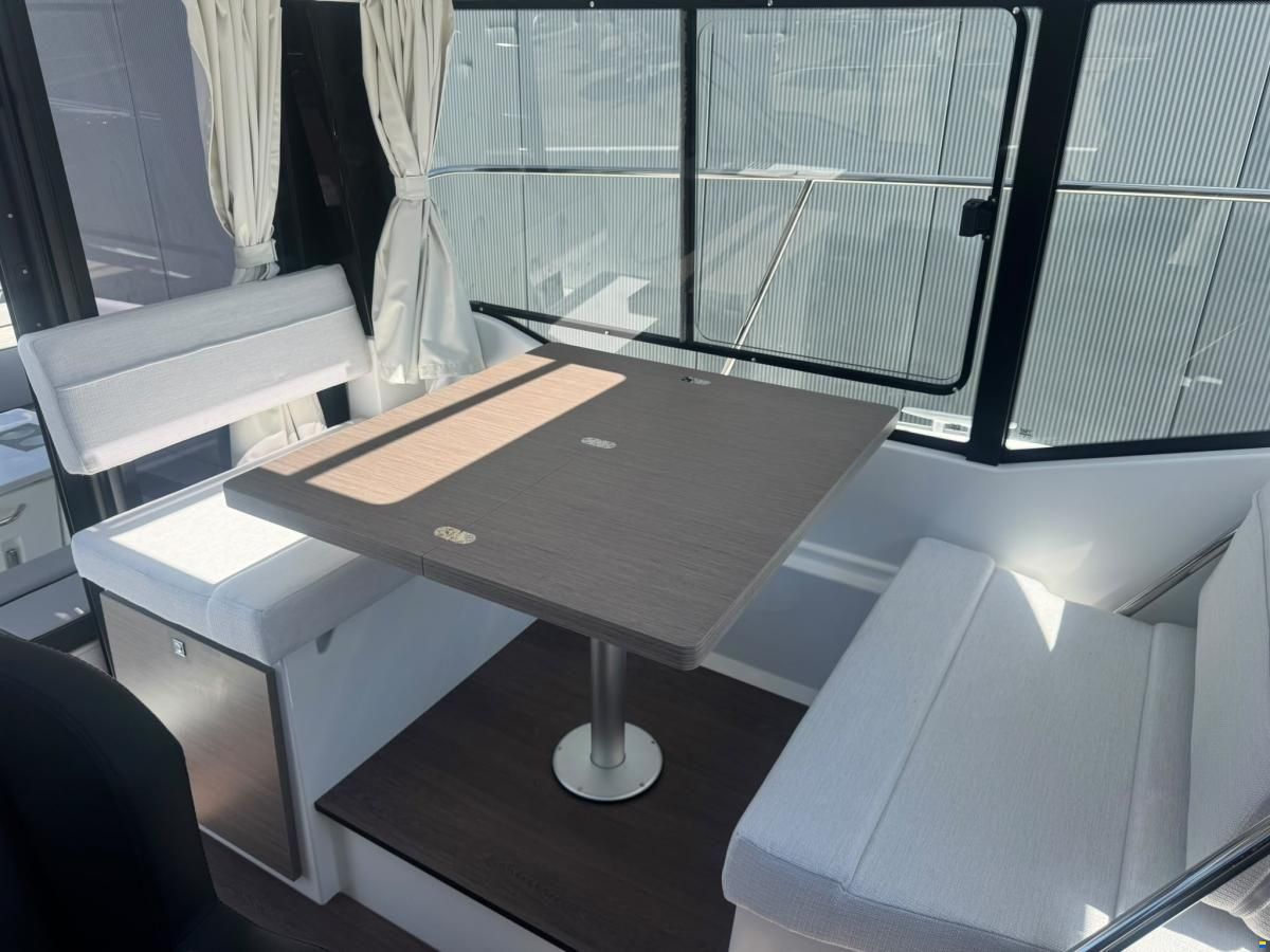 Jeanneau Merry Fisher 895 serie 2