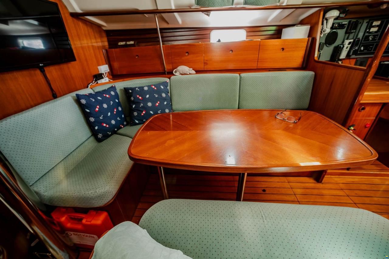 Beneteau Oceanis 400