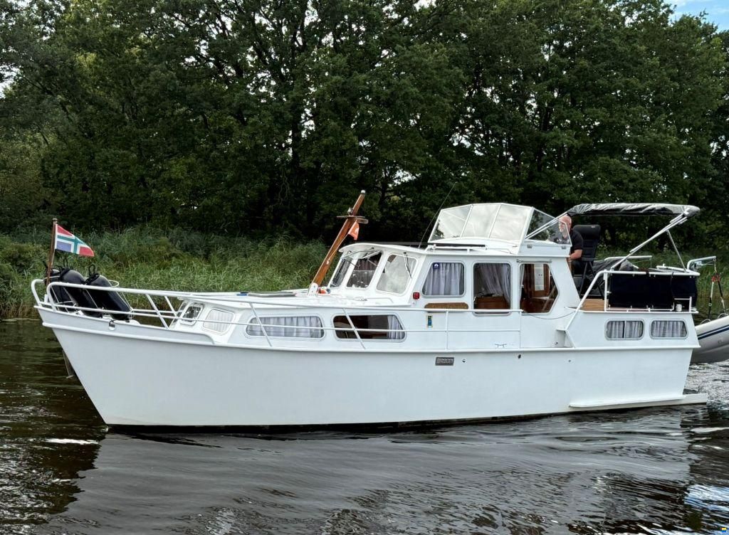 Pedro 1050