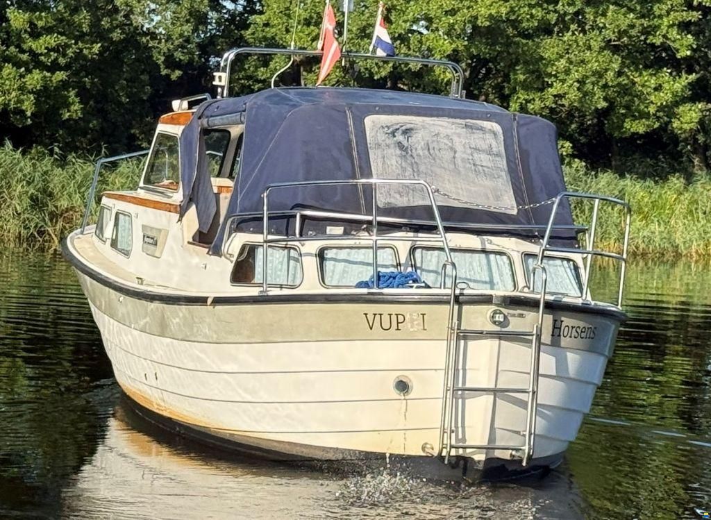 Saga 27 AC