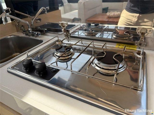 Jeanneau NC37