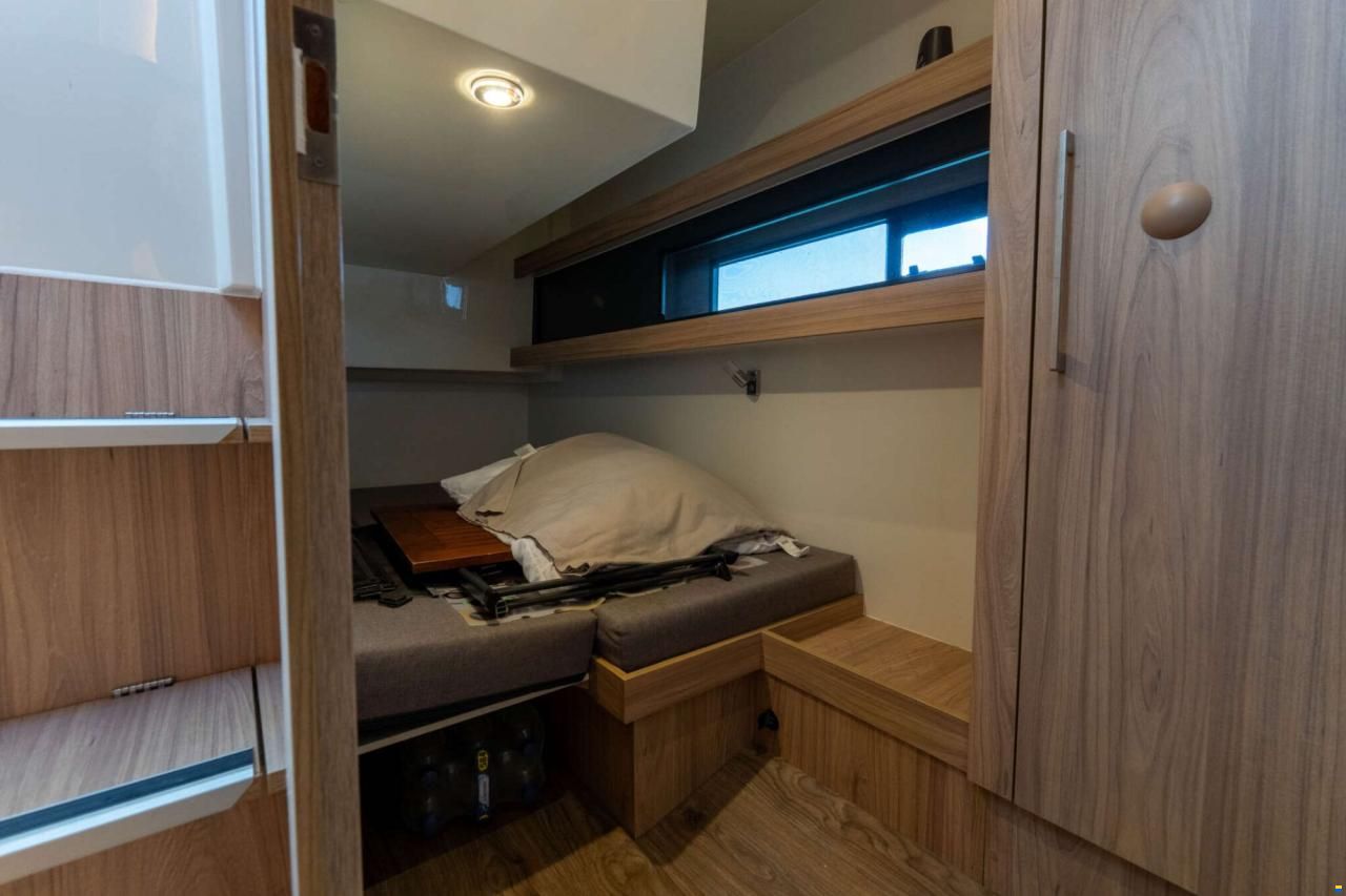 Cobra Futura 40 Grand Horizon