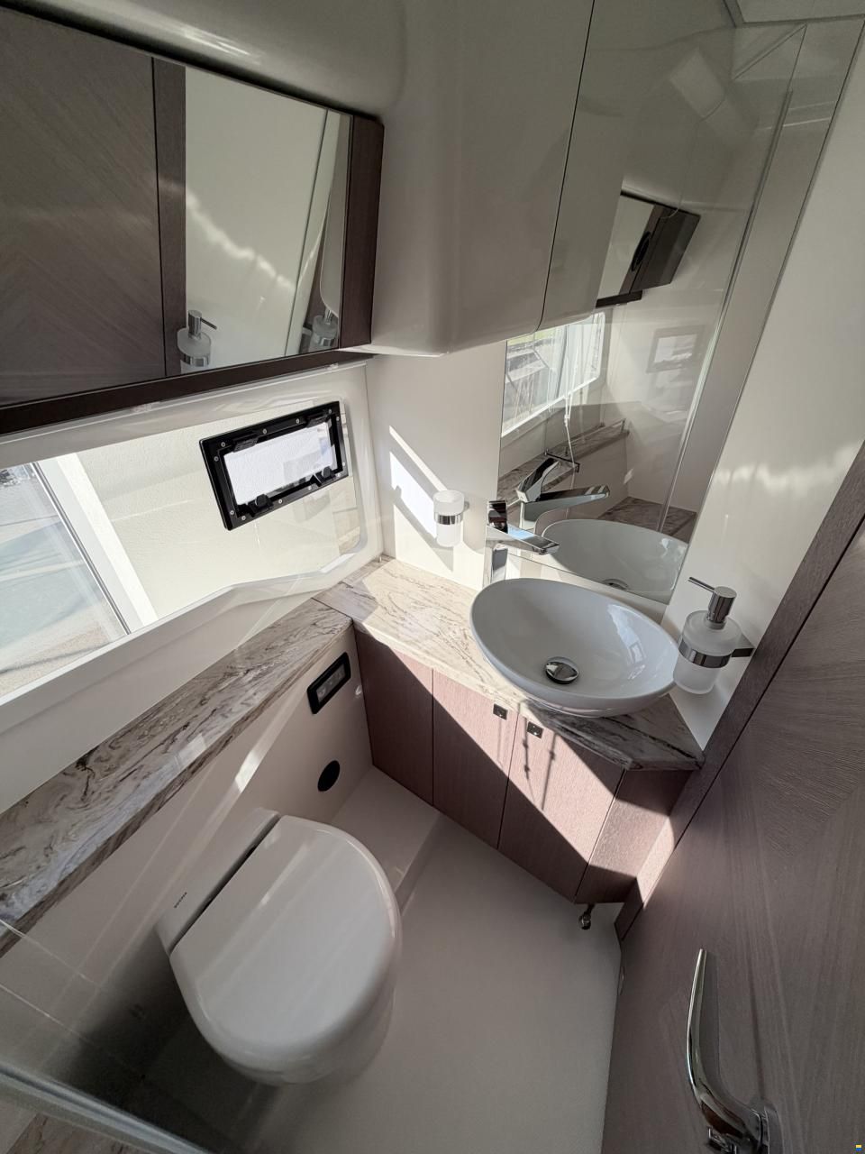 Galeon 400 Fly