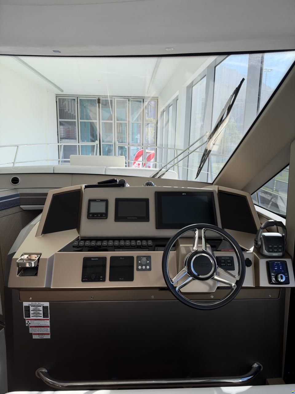 Galeon 400 Fly