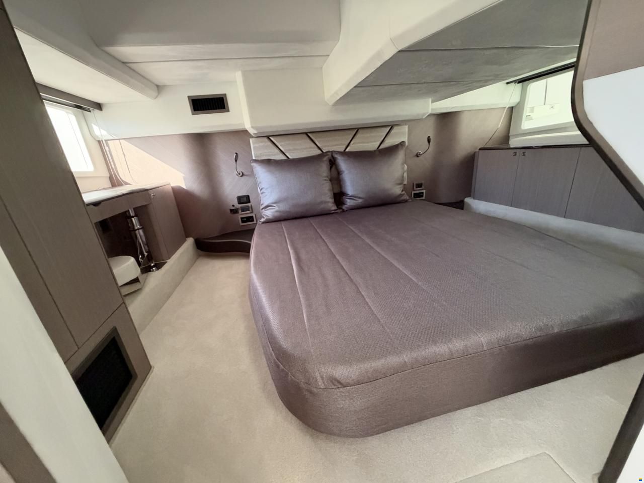 Galeon 400 Fly