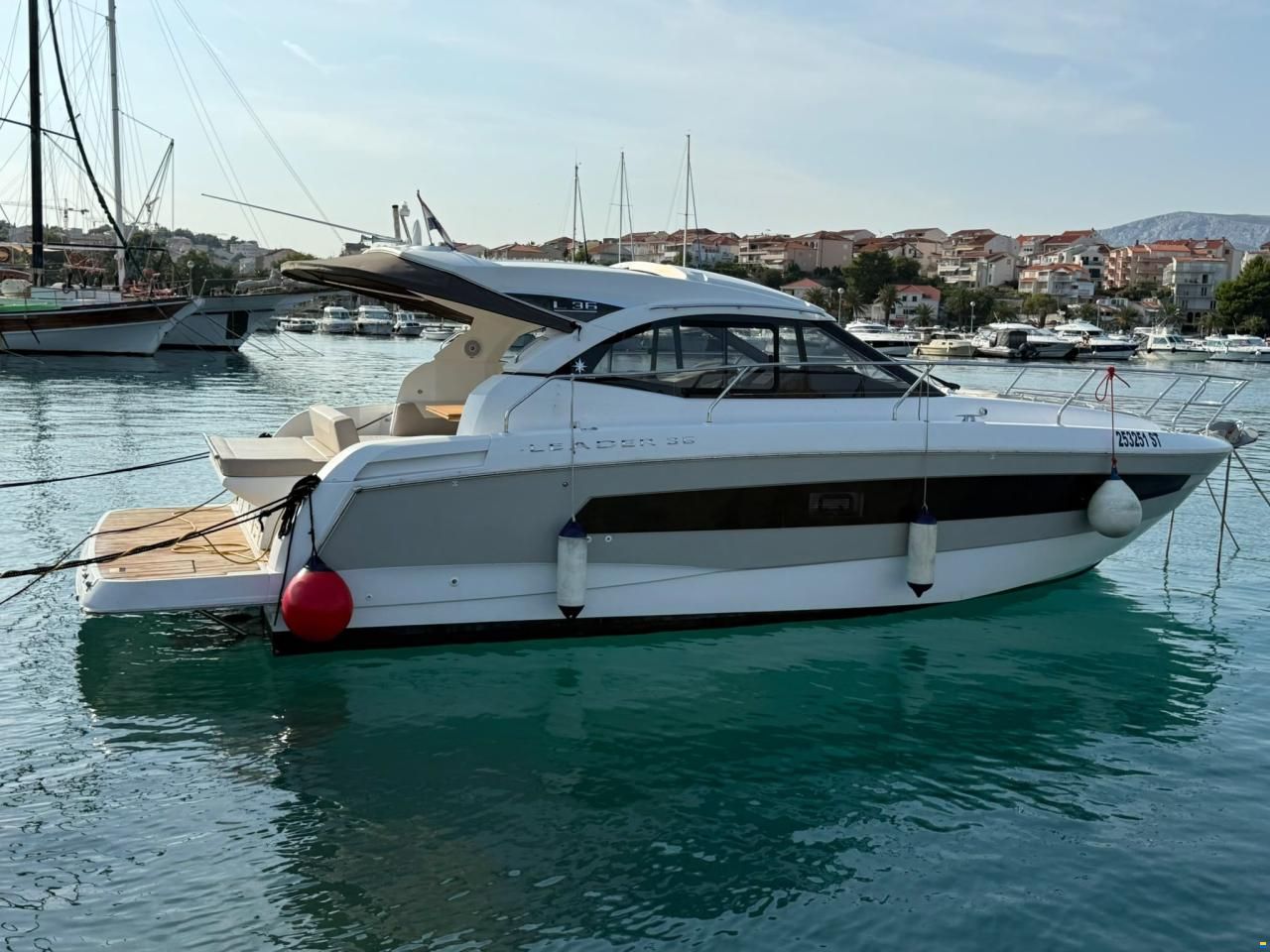 Jeanneau Leader 36