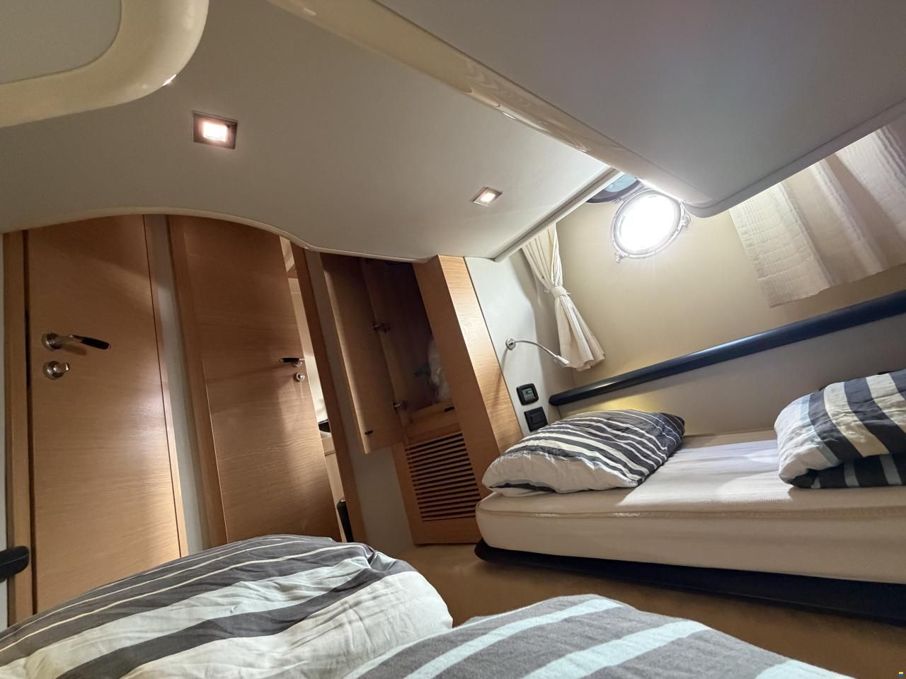 Azimut 43 Fly