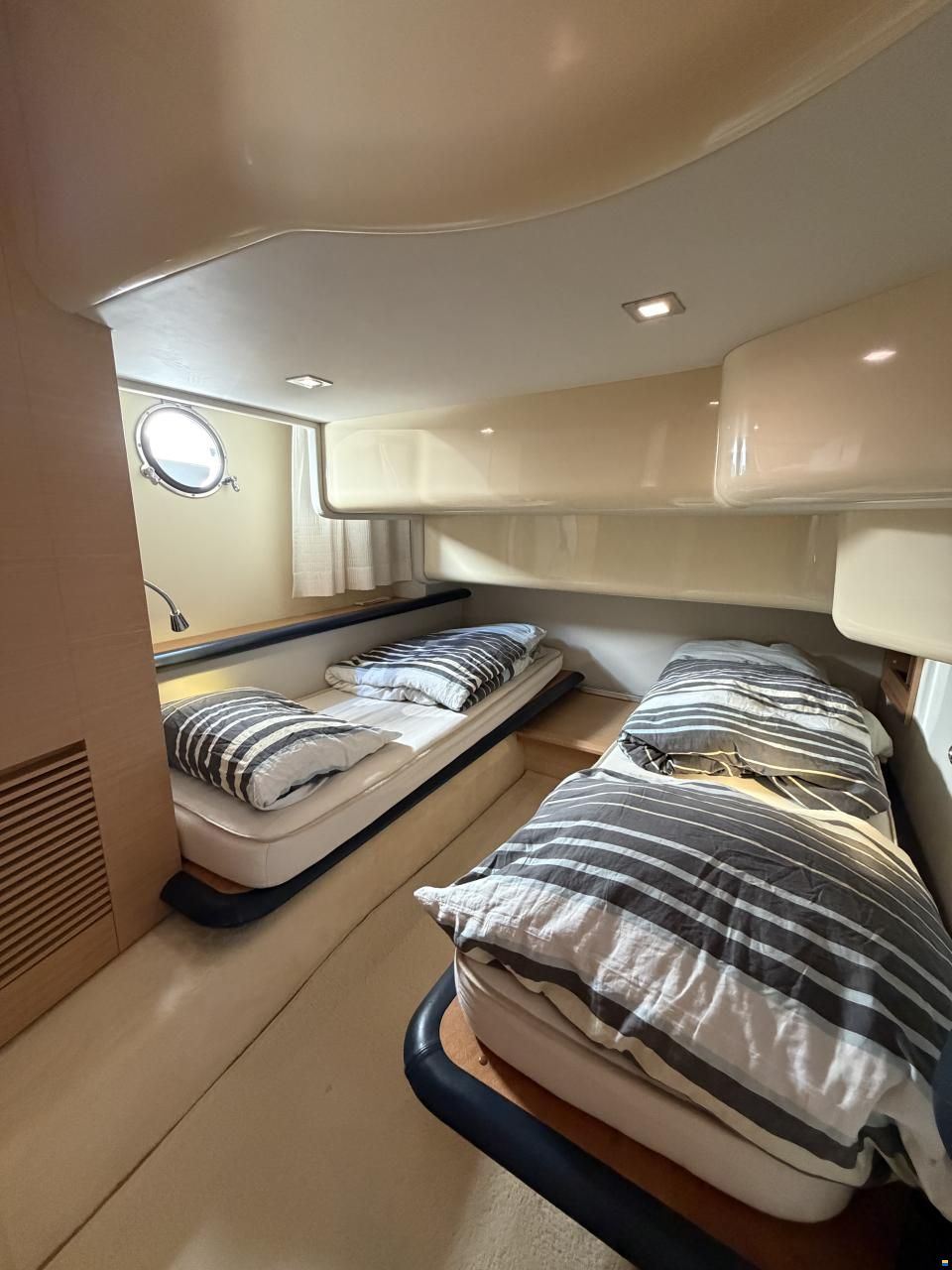 Azimut 43 Fly