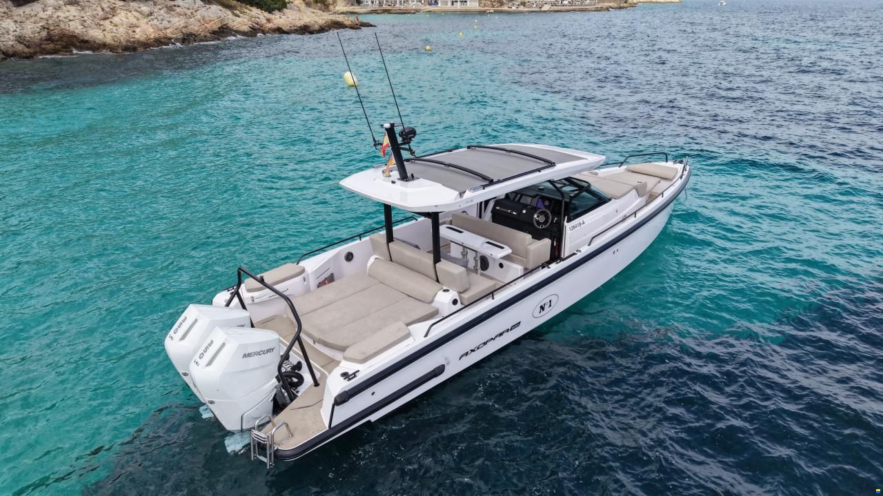 Axopar 37 Sun-Top