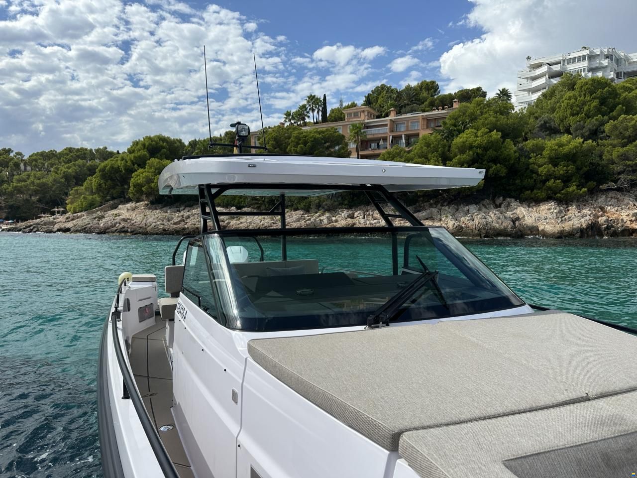 Axopar 37 Sun-Top