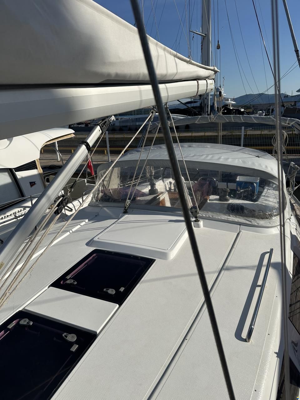 Hanse 375