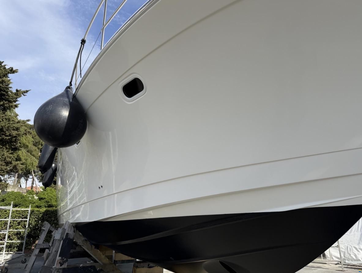 Prestige Jeanneau Prestige 42 Fly