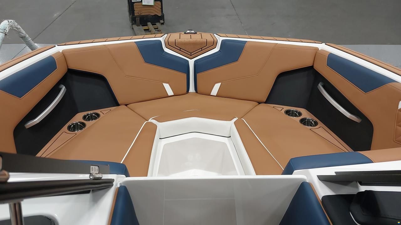 Correct Craft Super Air Nautique GS22