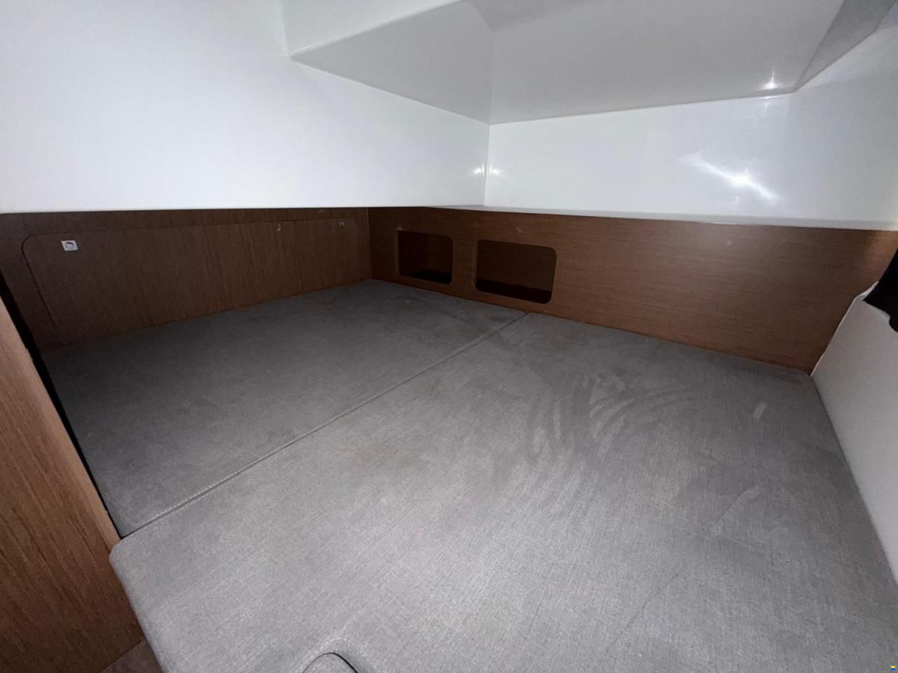 Beneteau Antares 9