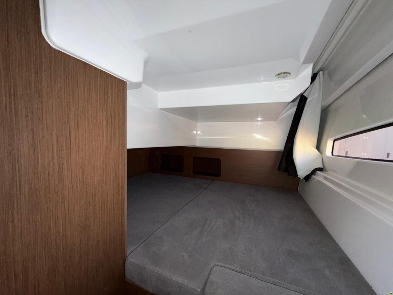 Beneteau Antares 9