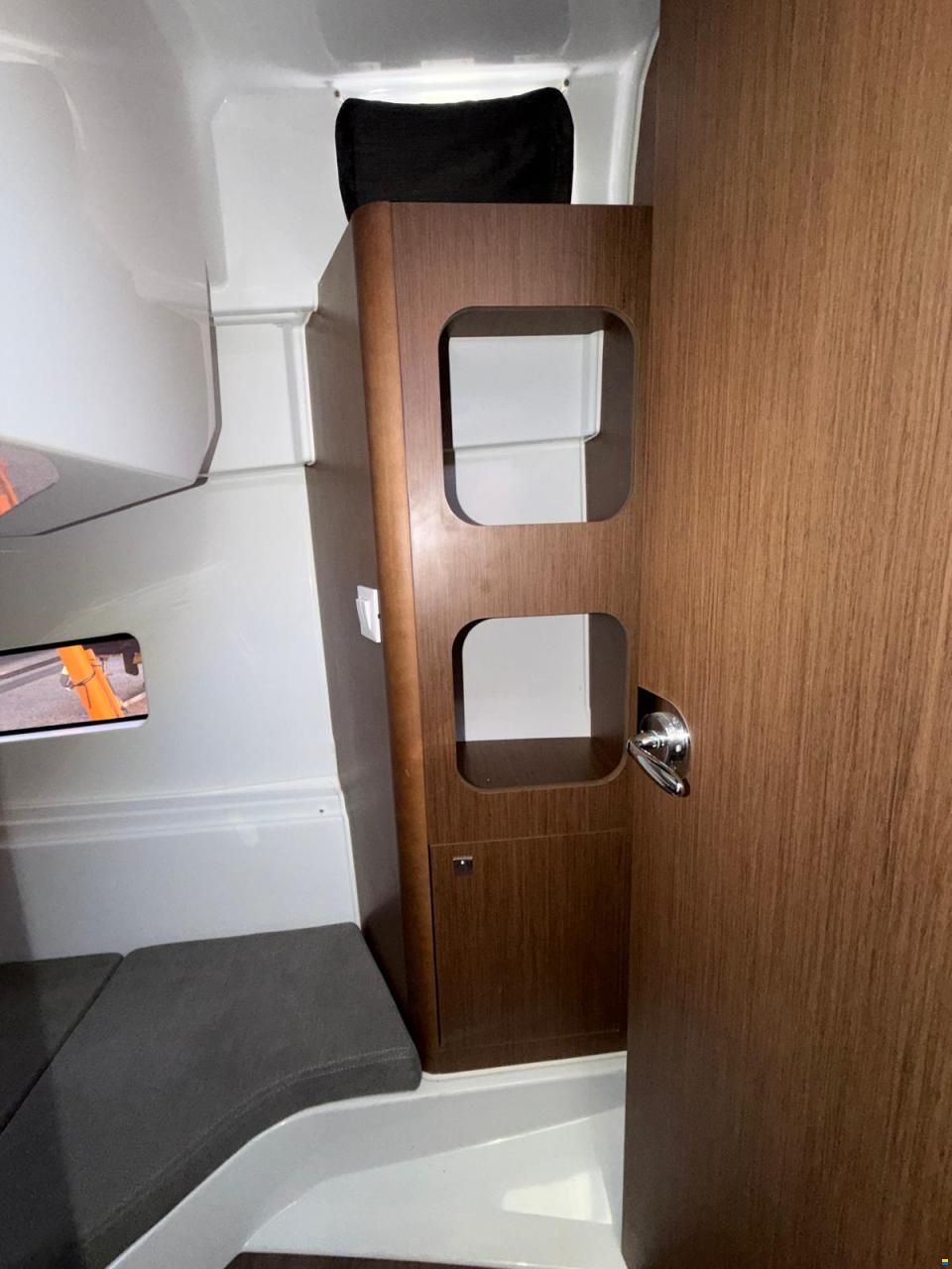 Beneteau Antares 9