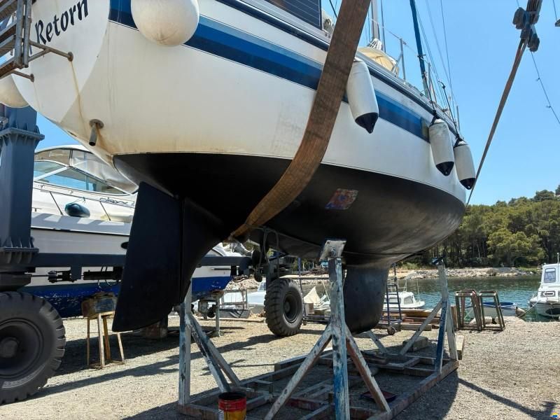 Coronado 35 Ketch