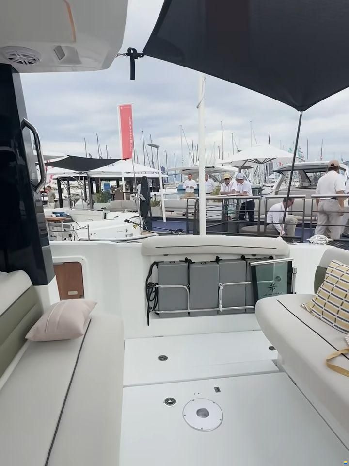 Jeanneau EX34 Hard Top