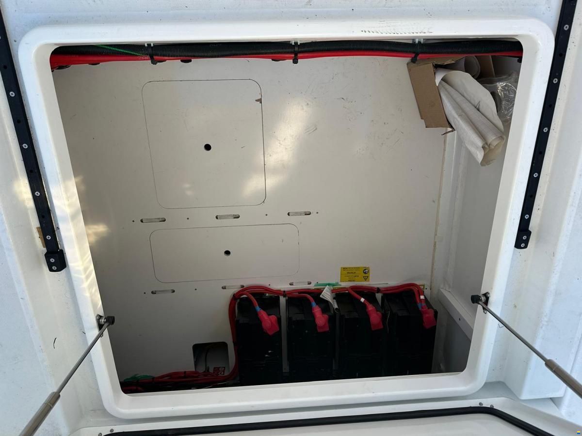 Jeanneau EX34 Hard Top