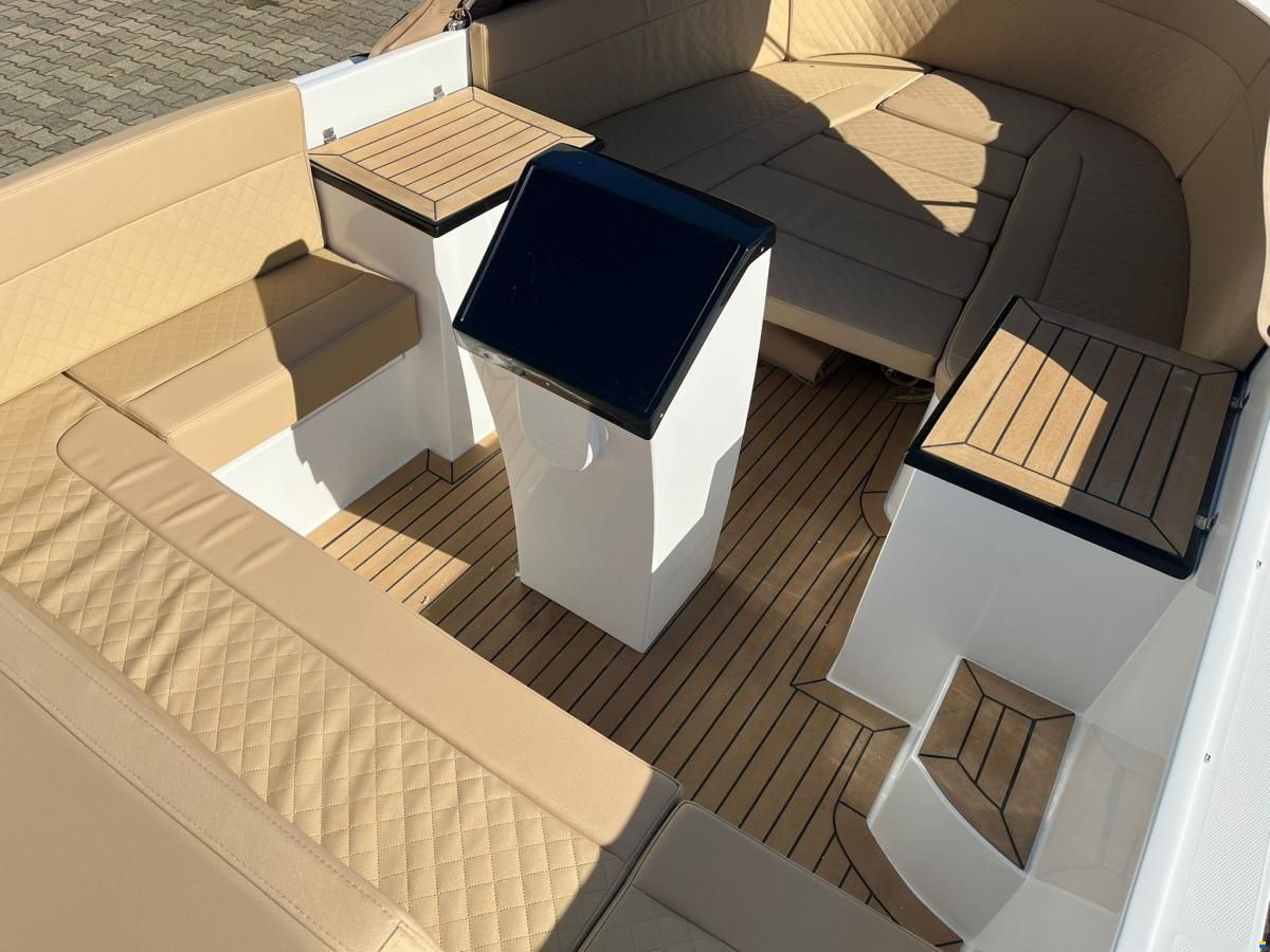 Clever 63 Tender