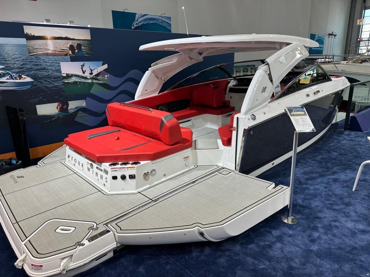 Four Winns H9 Bowrider