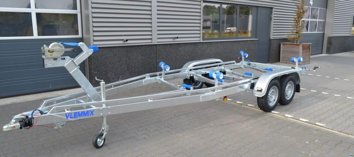 Vlemmix 2700 kg trailer 6.31m
