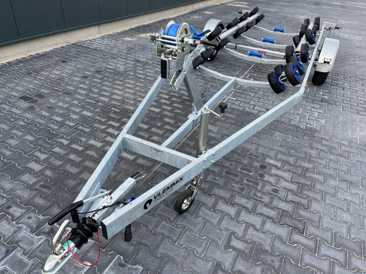 1350kg