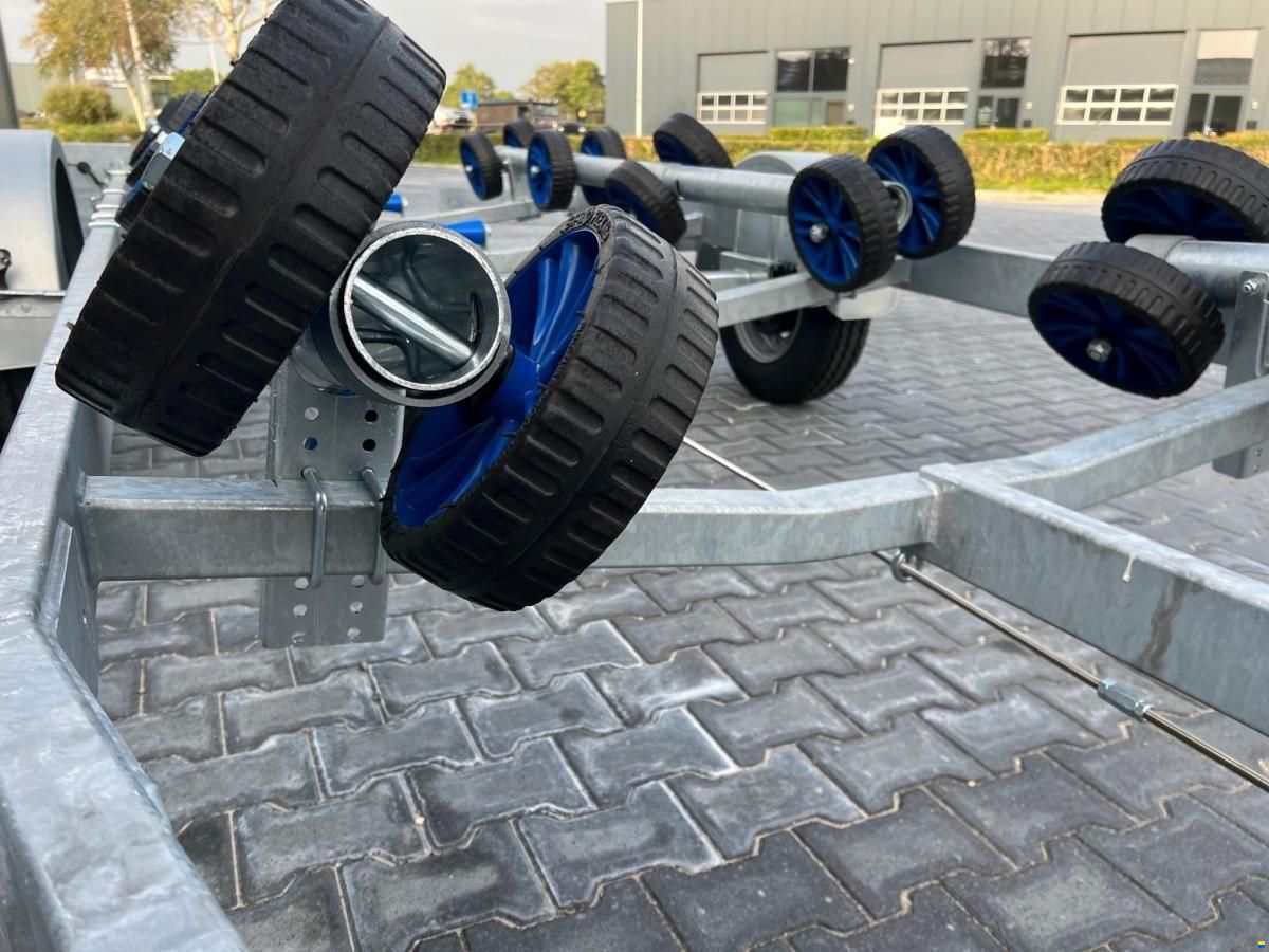 1350kg