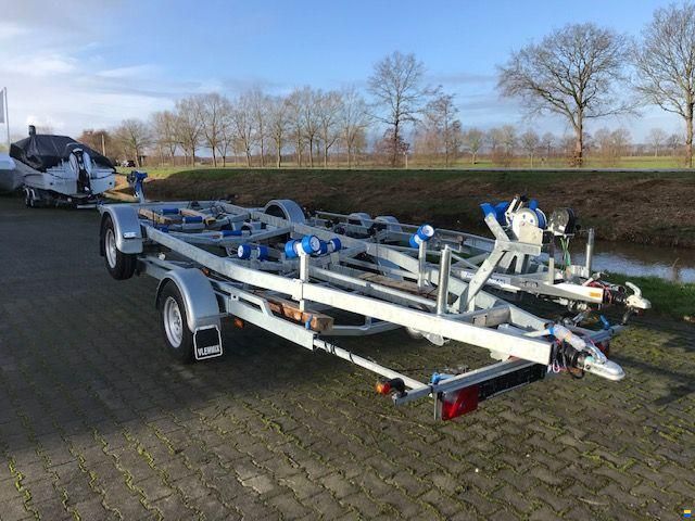 1350kg
