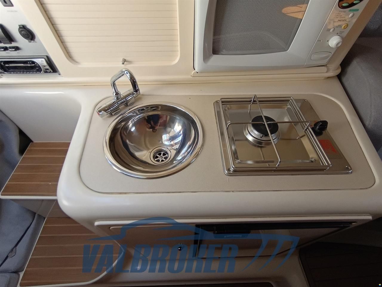 Sessa OYSTER 25