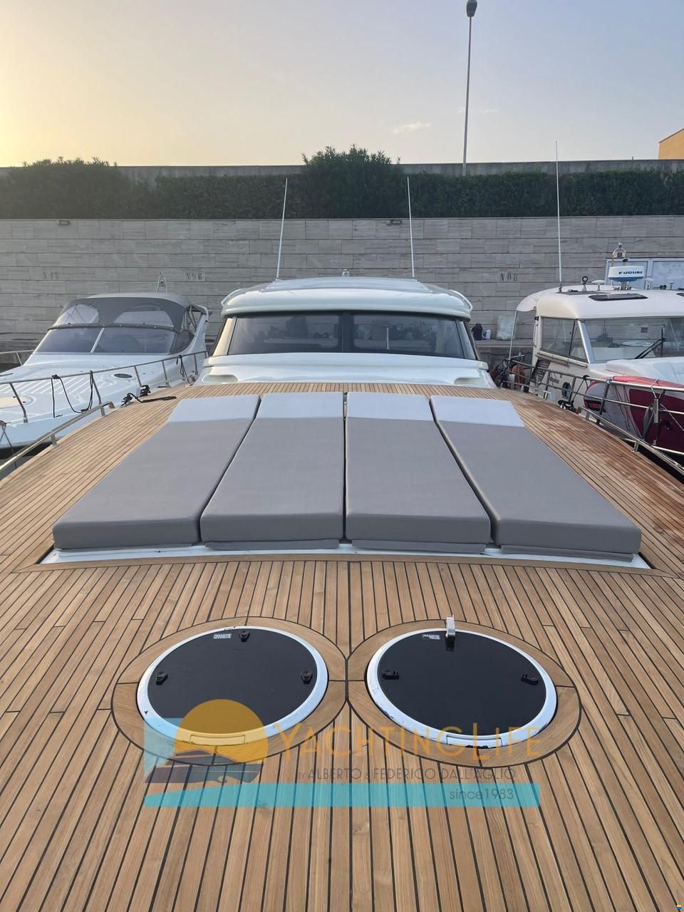 Baia AZZURRA 63