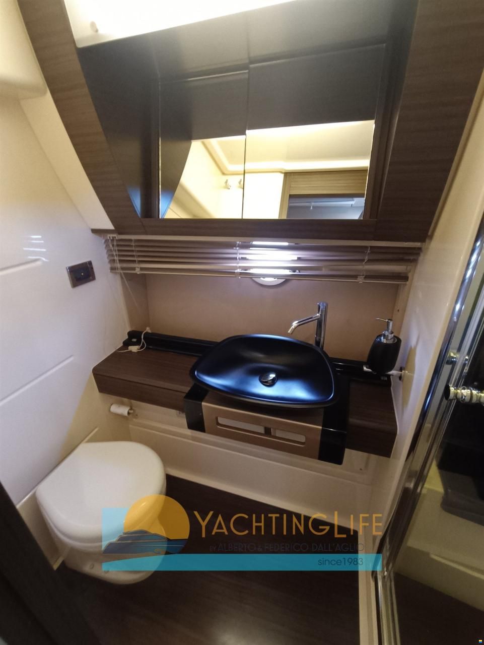 Azimut 55S