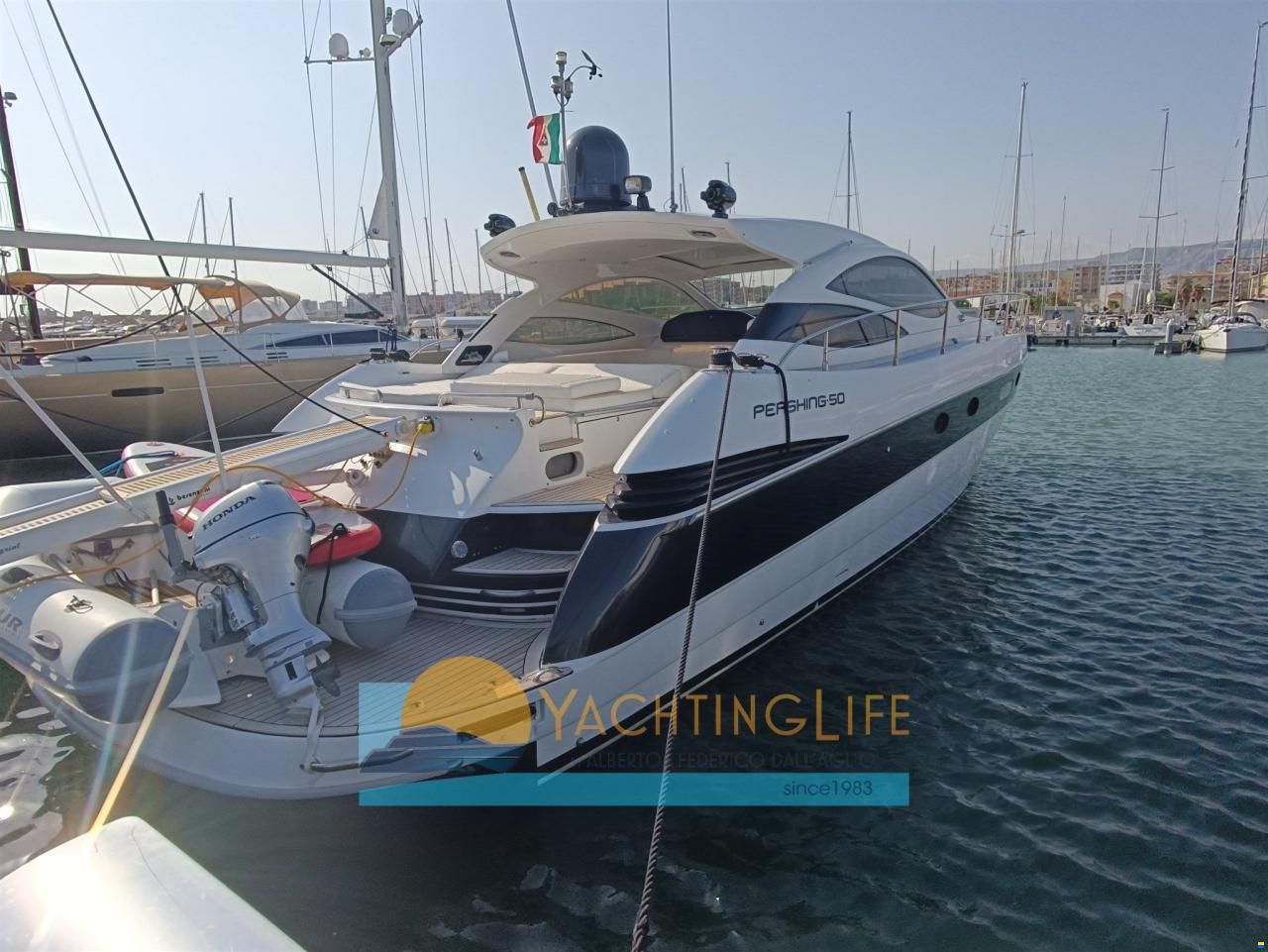 Pershing 50'