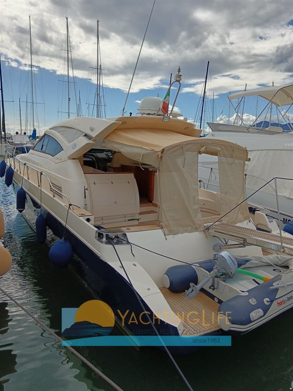 Cayman 52 w.a.