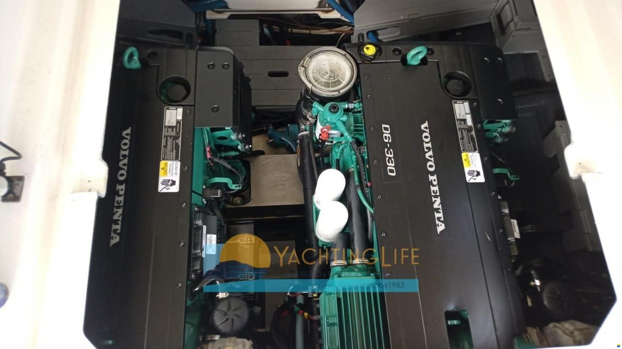 Cranchi M44 HT