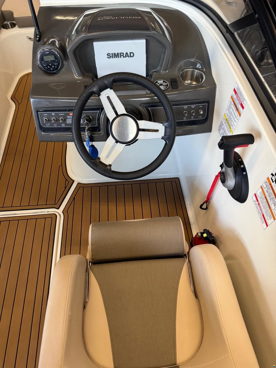 Bayliner VR6 E