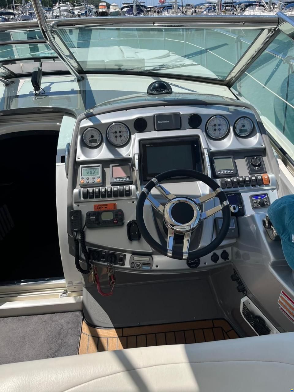 Monterey Boats Monterey 415 Sport