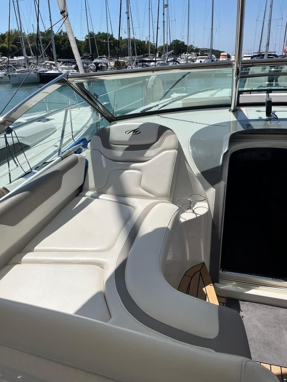 Monterey Boats Monterey 415 Sport