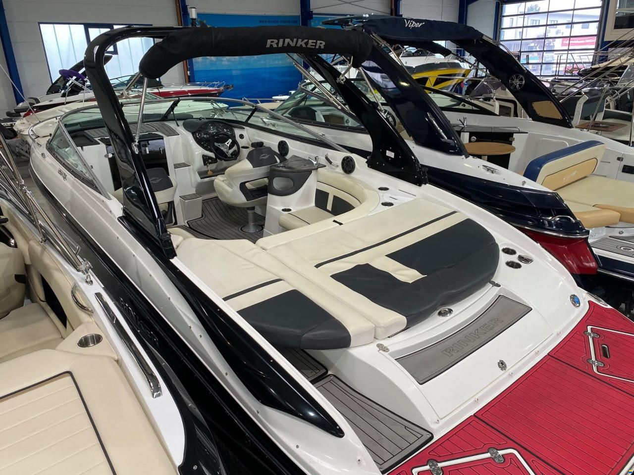 Rinker 26 QX CC