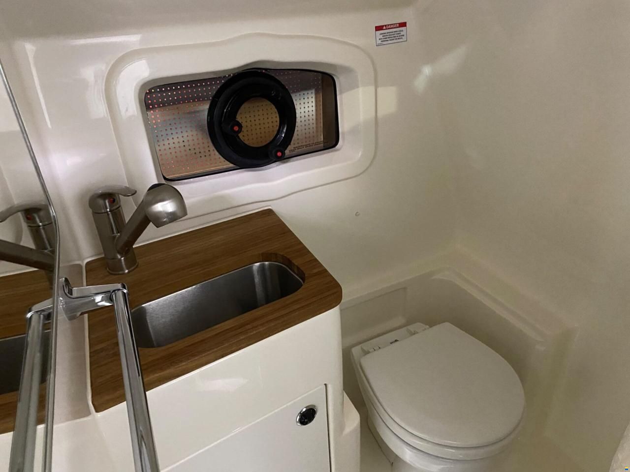 Bayliner Ciera 8