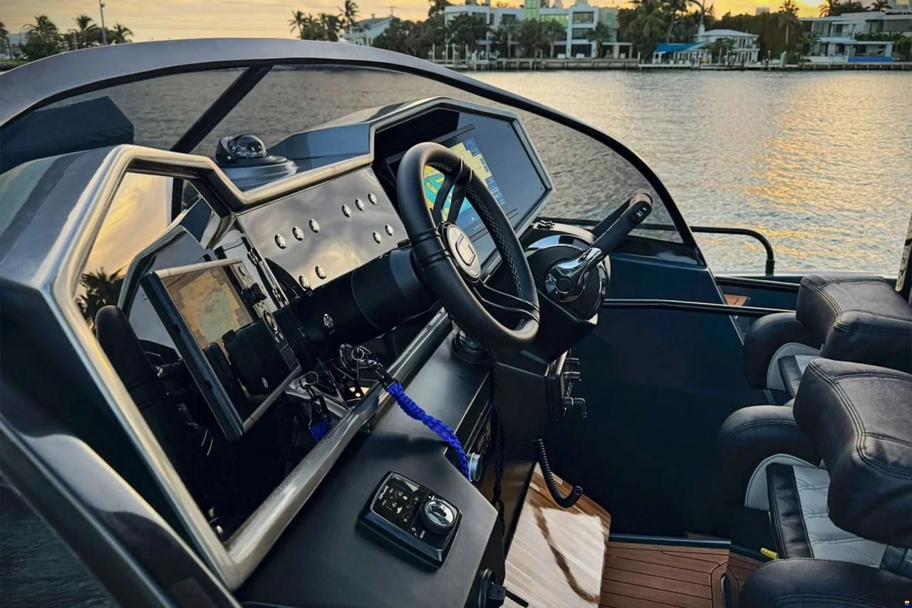 Grand Ocean 37