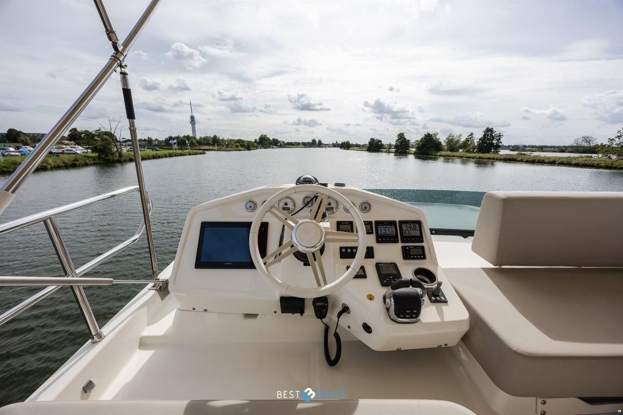 Cranchi Eco Trawler 43 Long Distance