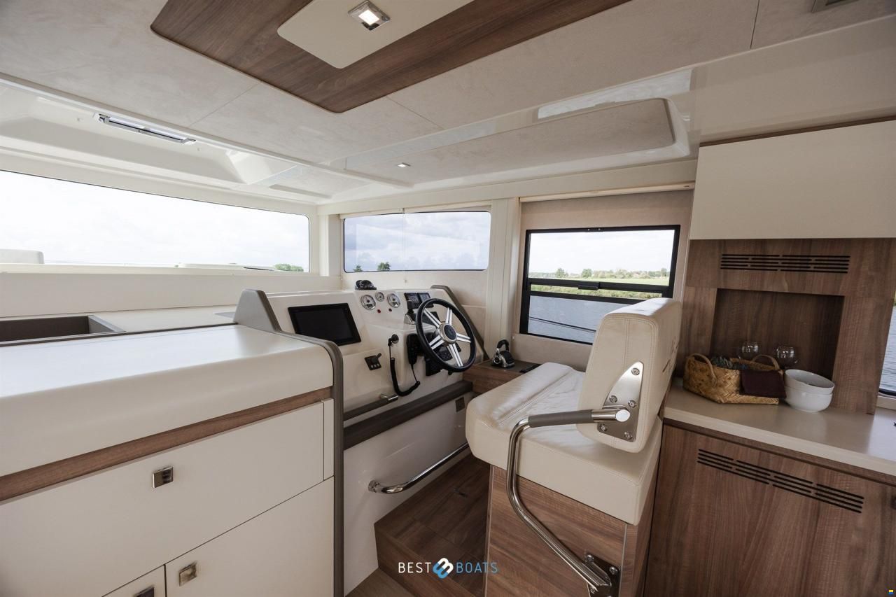 Cranchi Eco Trawler 43 Long Distance