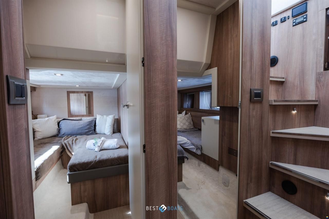 Cranchi Eco Trawler 43 Long Distance